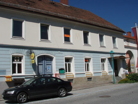P9010057